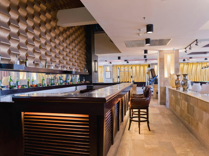 Food & Drinks 5, New Regent Hotel, Huizhou