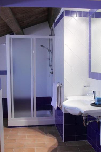 Bathroom, Hotel Palazzo Bruni, Cosenza