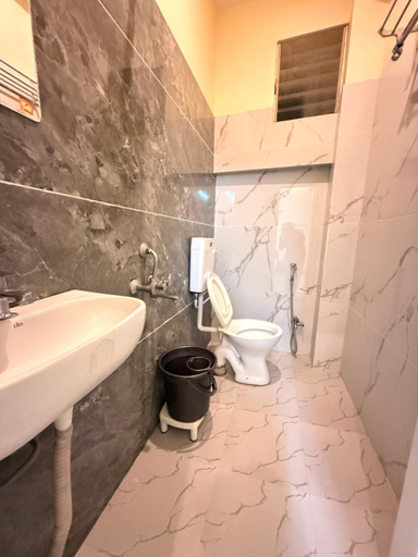 Bathroom 4, Hotel SHIVASHRAY Luxury Stays & Inn, Ujjain