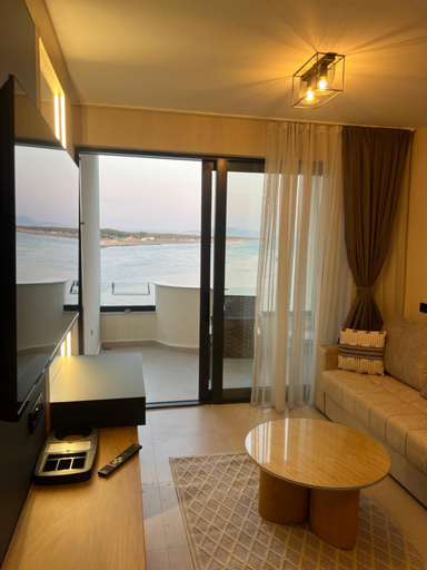 Others 4, Sea Star Apartments