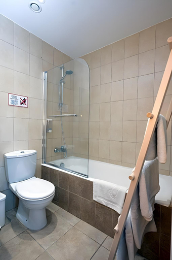 Bathroom 4, New Famagusta Hotel & Suites