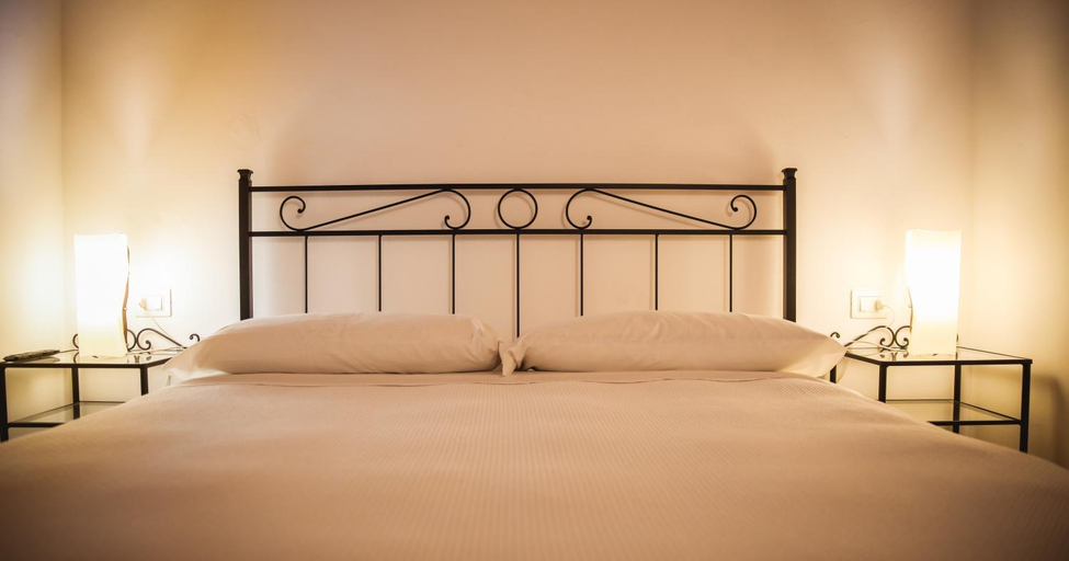 Bedroom 2, Agriturismo Poggio alle Calle, Grosseto
