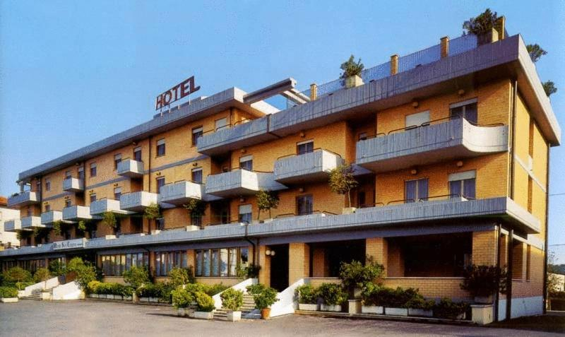 Exterior & Views, Hotel San Crispino, Macerata