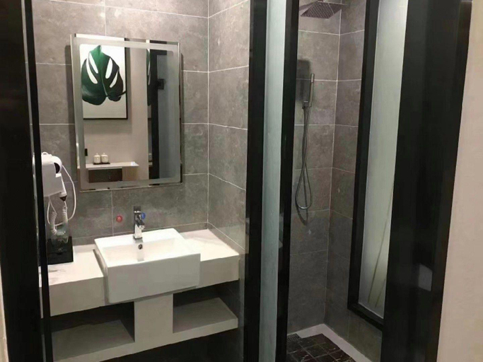Bathroom 3, Thank U Hotel (Nanjing taishanxincun subway station), Nanjing