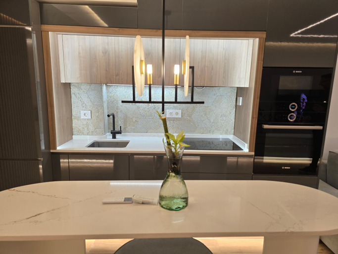 Others 3, Caparica Beach Apartment, Almada