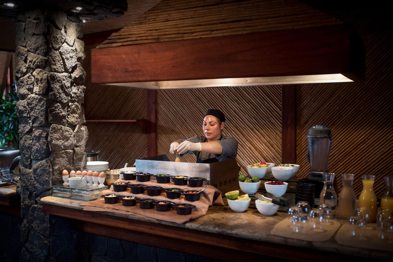 Food & Drinks 4, Peace Lodge, Heredia
