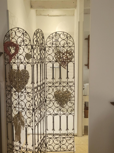 Others 5, Chambre de charme, Lot