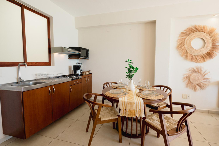 Others 4, La Playa Suites Hotel, Dist. Pochutla