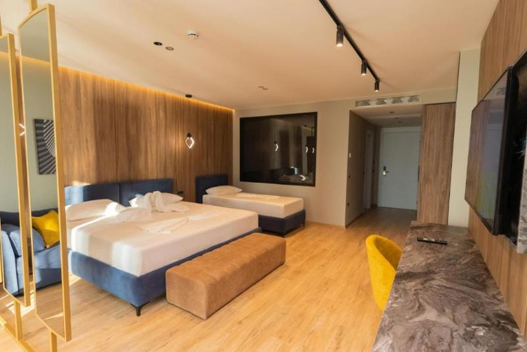 Bedroom 2, Esbjerg LJ Hotel, Vlorës