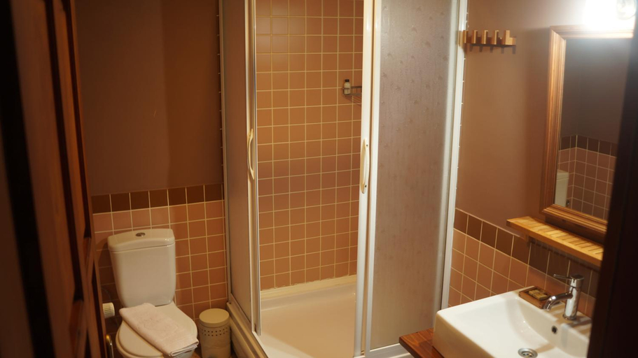 Bathroom 5, Kisik Konagi, Ayvacık