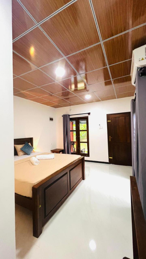 Bedroom 2, Pinnacle Safari Resort, Embilipitiya