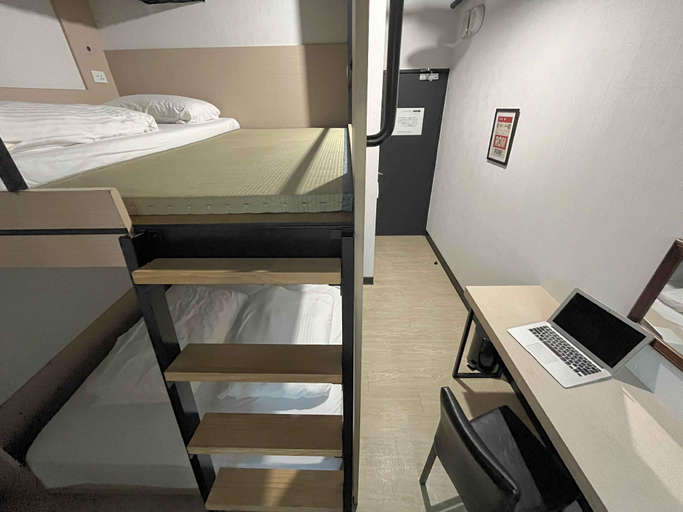 bedroom 21