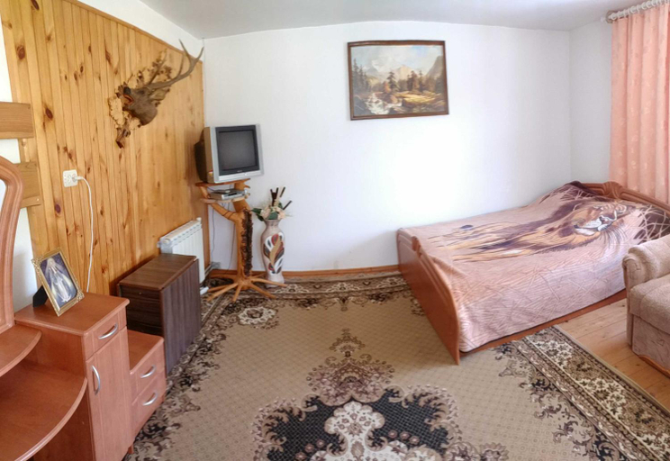 Bedroom 4, Karpaty_BEST, Nadvirnians'kyi