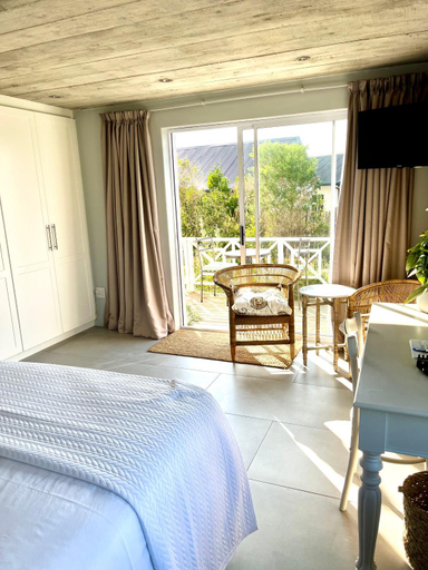 Bedroom 5, The Lily Suite, Eden