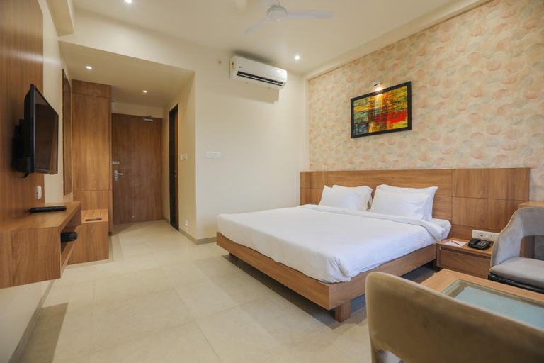 Bedroom 3, Enrise by Sayaji Khed Shivapur, Pune