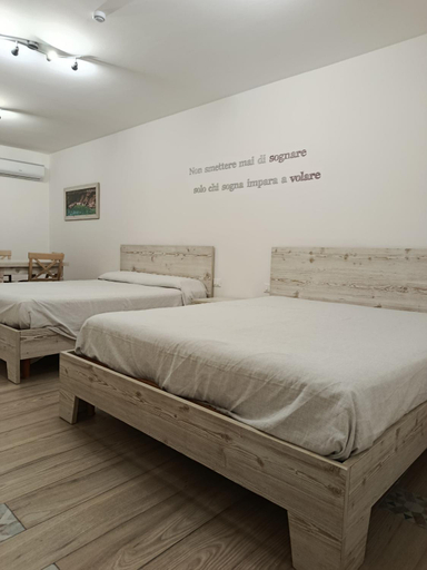 Bedroom 2, Sicily Rooms Appartamenti, Palermo