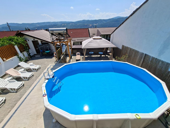 Sport & Beauty 4, Casa Mira Svinita, Svinita