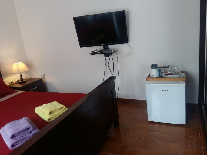 Others 2, Lazar Apartments
