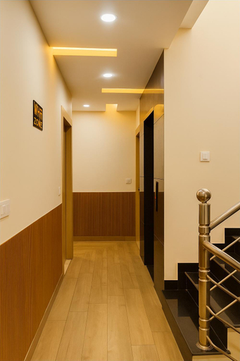 Public Area 3, Hotel Vasudevay Inn, Hardwar