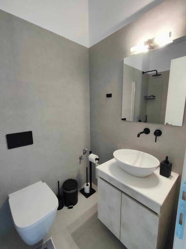 Bathroom, Papillon, South Aegean