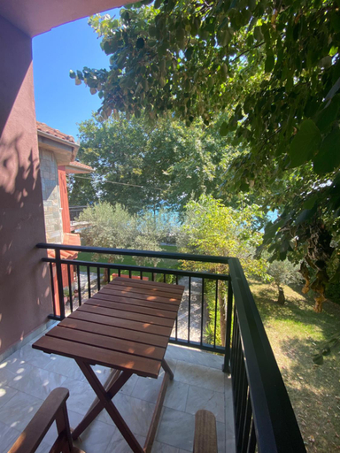 Others 3, Paparizou Apartments, Thessaly
