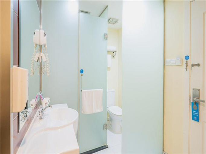 Bathroom 4, Hanting Hotel Shanghai Hongqiao Hub Railway Station, Shanghai