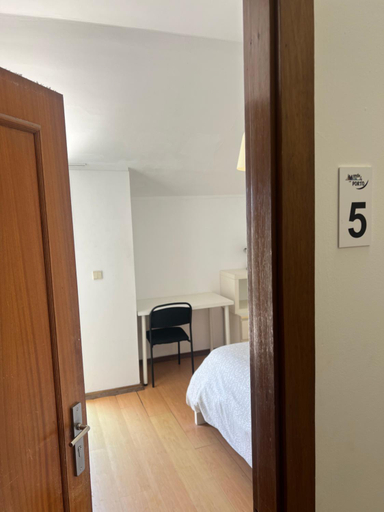 Others 2, Vale Formoso Guest House, Porto