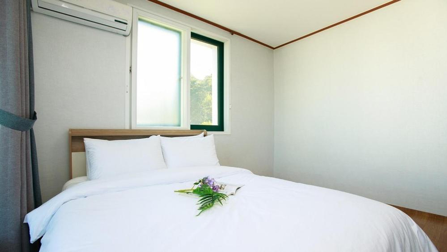 Bedroom 5, Sokcho Haneul Bada Pension, Sokcho