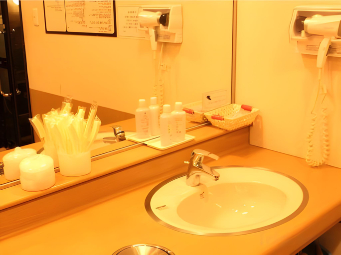 Bathroom 4, Route Inn Grantia Himi Wakuranoyado, Himi