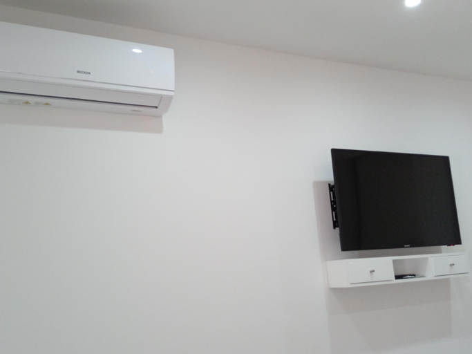Others 4, chambre chez alcinda