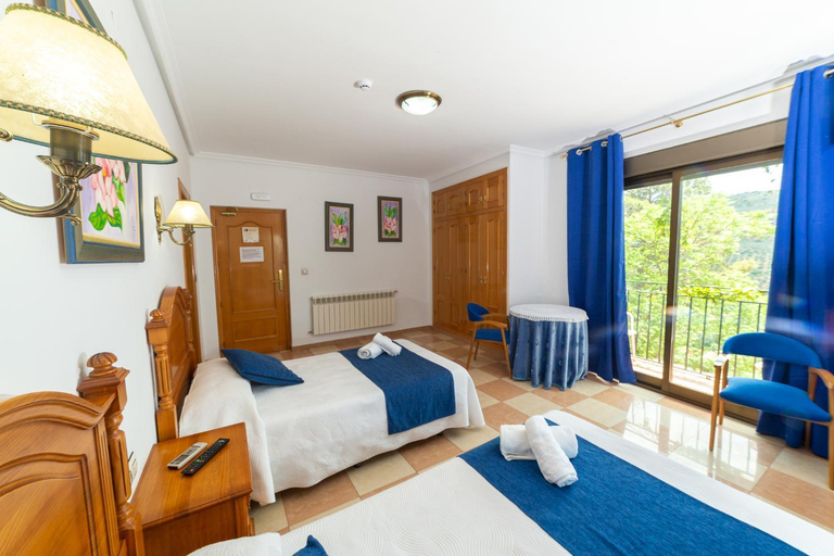 Bedroom 2, Hostal Los Rosales, Albacete