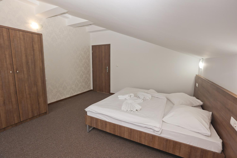Bedroom 2, Penzion Zlatny Potok, Námestovo
