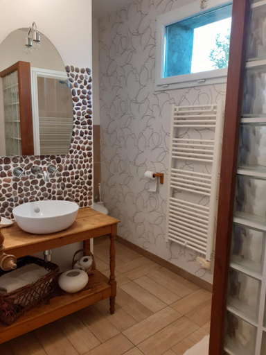 4, Chambres Dubuisson de Bray, Eure