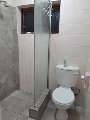 Bathroom 3, 4 On Hoffman Seaview, Overberg