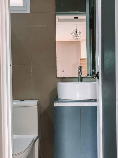 Bathroom 2, 2BR laid back apartment, near beach, San Fernando City