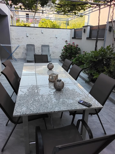 Others 3, Apartmani Sutomore Tri Palme