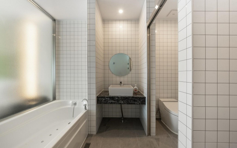 Bathroom, Gimpo JK Hotel, Gimpo