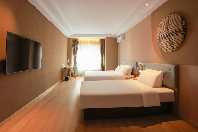 Bedroom 2, Home Inn Neo Harbin West Station Wanda Plaza Jinjue Wanxiang, Harbin
