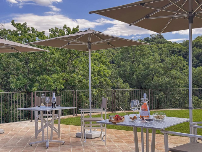 Food & Drinks, La Fonte Delle Faranghe by Host Hero, Macerata