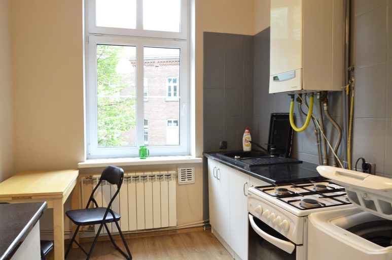 Others 4, Rooms Close to Everywhere I, Gdańsk City