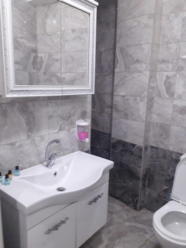 Bathroom, Eyup Kral Small Suit, Eyüp