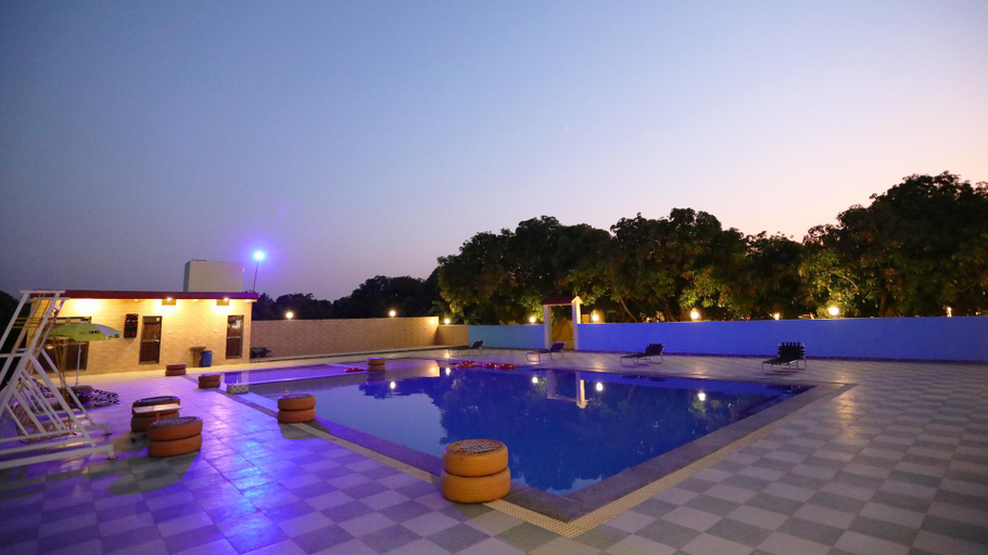Sport & Beauty 3, Shree Murlidhar Resort, Junagadh