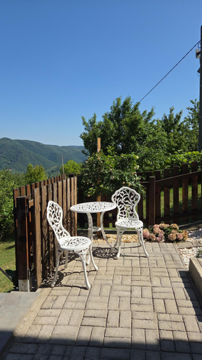 Others 3, Conacul Fruntea cu ceru, Ilovita