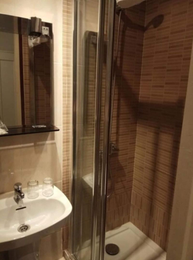 Bathroom 3, Hostal Ruta de Francia, Barcelona