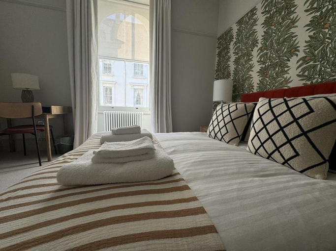 Others 2, 1 Bed Ranelagh By Pureserviced, Plymouth