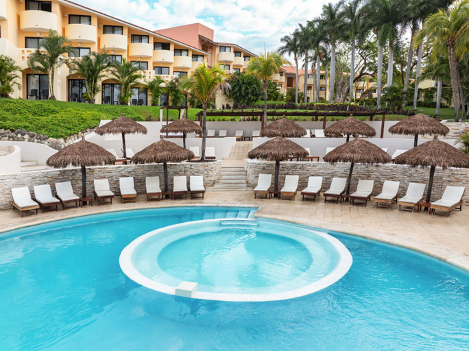 Sport & Beauty 2, GRAND PALLADIUM VALLARTA RESORT and SPA - ALL INCLUSIVE, Compostela