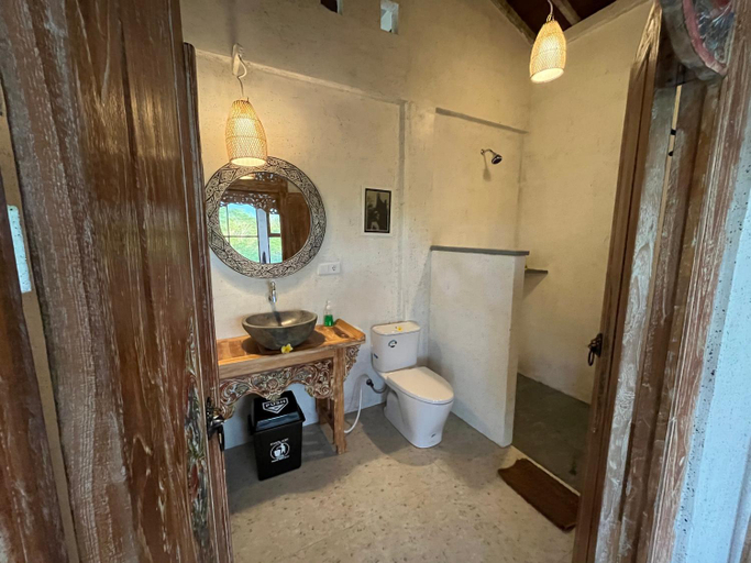 Bathroom 4, D'Nanda mini hotel Ubud, Gianyar