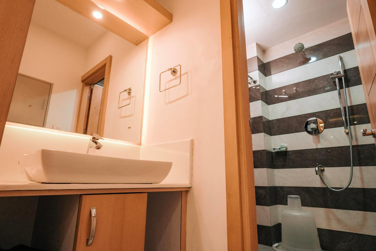 Others 4, Hotel Nigara Residency, Idukki