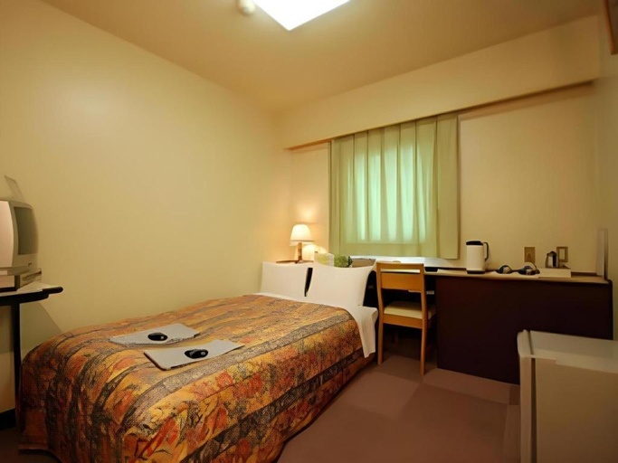Bedroom 2, Hakata Marine Hotel, Fukuoka