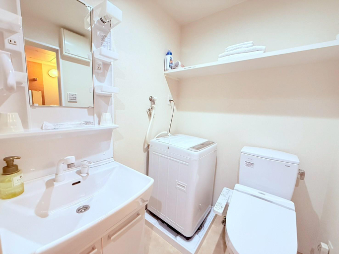 Bathroom 3, Hotel J&C-I, Osaka